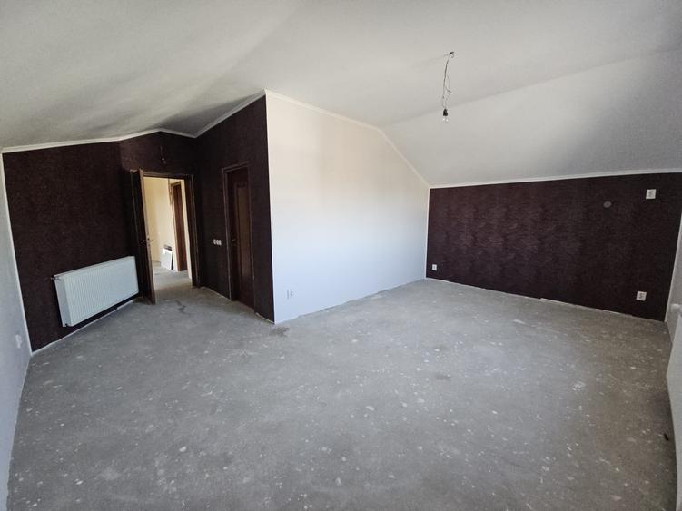 Casa 12 Cam | 477 mp Utili | Teren 1200 mp | Locuit/Azil/Gradinita | Comision 0 - 6