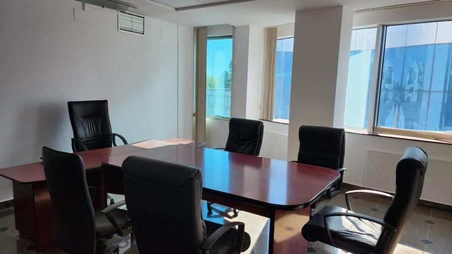 Imobil  de închiriat – birouri / clinică / școală, 1000 mp, lift, parcare - 5