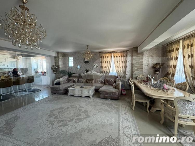 Penthouse ,4 camere , 177 mp , zona centrala ,Radauti - 3