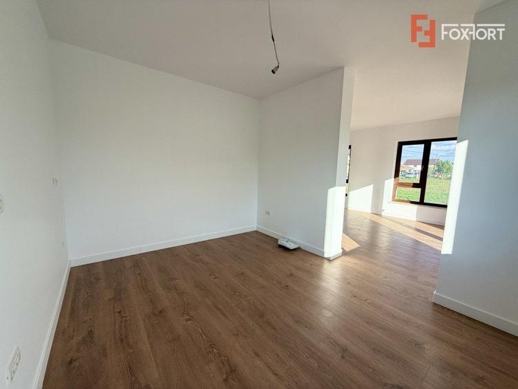 Duplex cu 5 camere de vanzare in localitatea Dumbravita - 19
