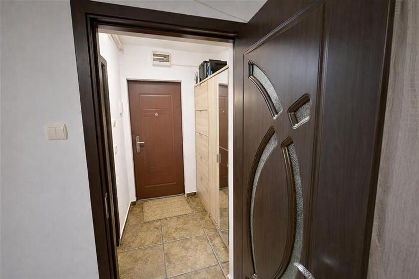 Garsoniera moderna, etaj intermediar, cadru natural, Noua Brasov - 5