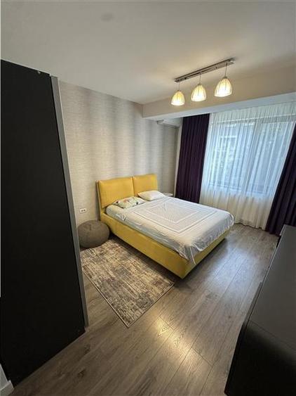 Apartament cu 2 camere decomandat în Băneasa