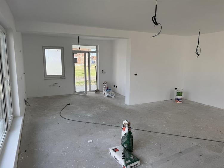 Reco, Casa semifinisata Alparea - 10