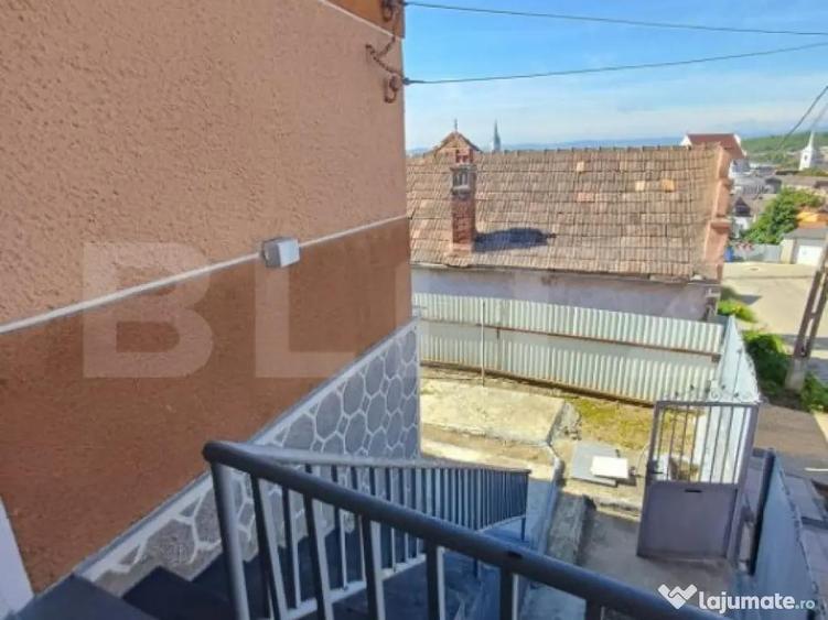 Casa de vanzare, cu 3 camere, 85 mp, 151 mp teren, zona cent - 6