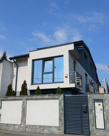 Casa p+1+m sector 1 zona mall Coloseum - 1