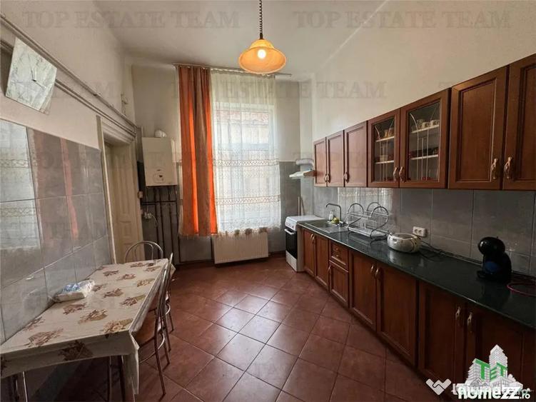 Apartament cu 4 camere decomandat, mobilat în Kogălniceanu