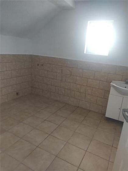 Utvin- 5 camere- toate utilitatile- strada asfaltata - 3