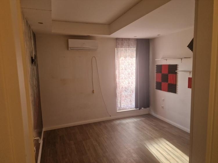 Direct proprietar:  apart 3 camere cu loc parcare Cosmopolis-liber si negociabil - 12