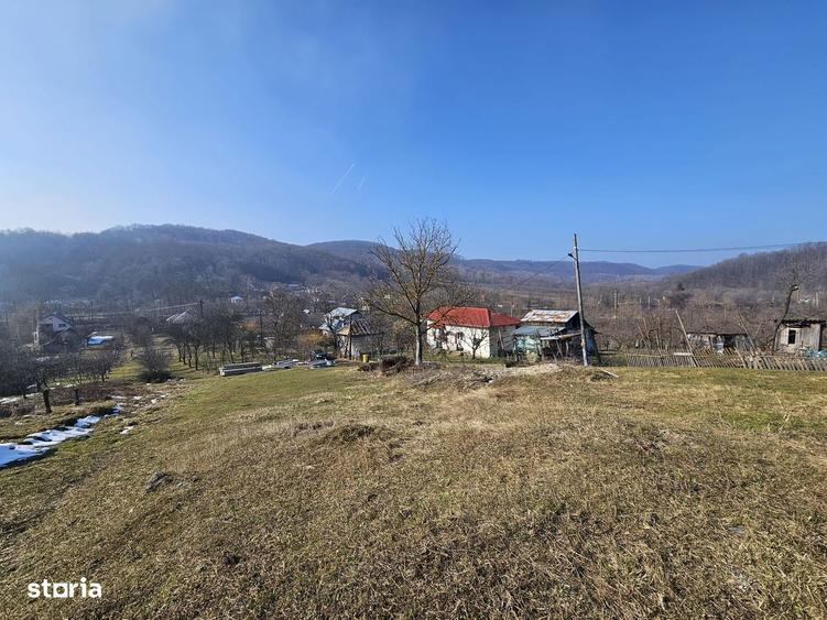 Casa pe platou, lini?te ?i natura Bo?e?ti, Arge? - 14