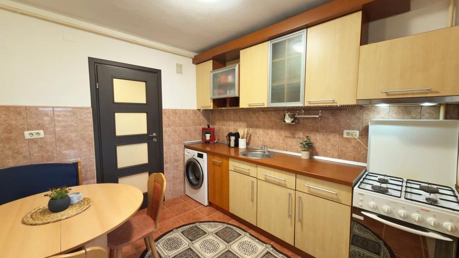 De inchiriat APARTAMENT 3 CAMERE DECOMANDAT ITC | 2 BAI | 2 PARCARI | ETAJ 1 - 20