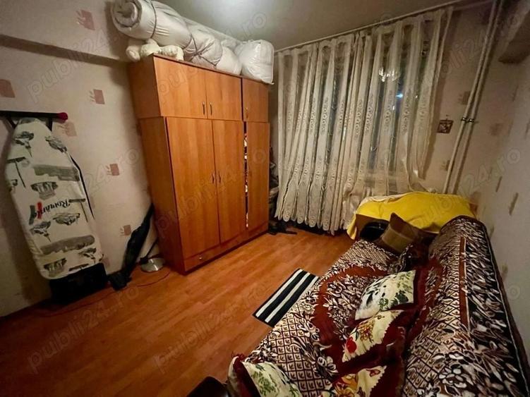 De vanzare apartament 3 camere, Pecineaga/Rahova - 2