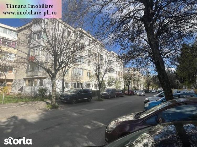 Apartament 3 camere de vanzare : 9 Mai-(Padina) - 1