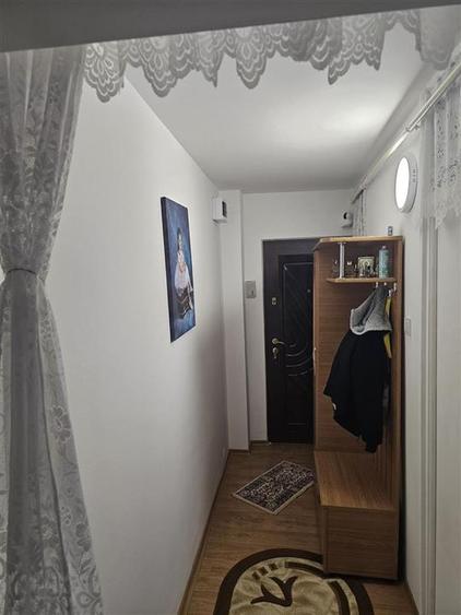 Apartament cu doua camere et 1 Tractoru - 4