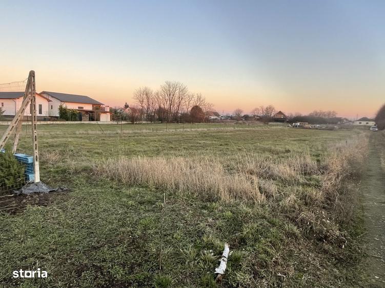 Teren intravilan 474 mp Sanpaul | Front stradal de 22 m | 16.000 E - 6