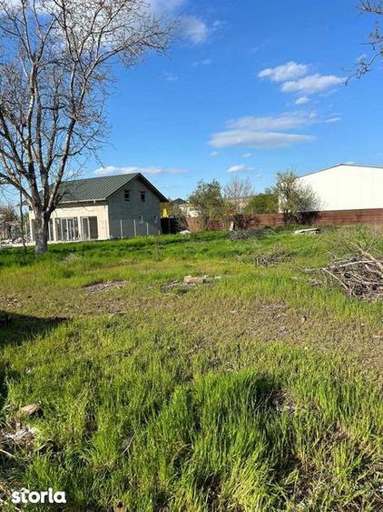 Vand teren intravilan in Municipiul Calarasi in suprafata de 1000mp - 2