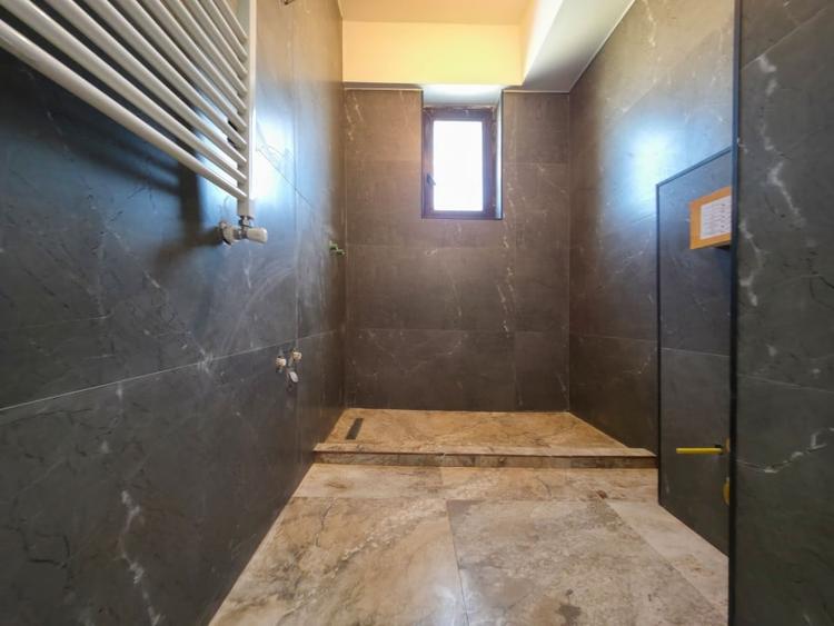 Ap de 3 camere si 2 bai la cheie, suprafata generoasa, luminos in Compozitori - 3