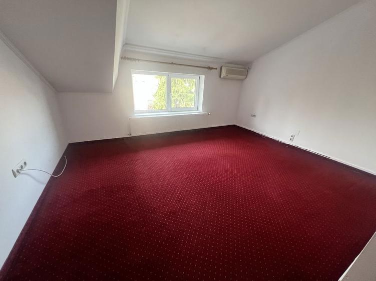 Spatiu de inchiriat - manichiura, coafor, masaj, birouri - 1