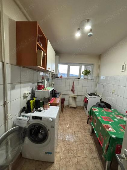 Caut colega de apartamant - 2 camere - 4