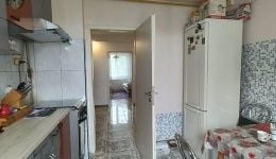 Apartament 3 camere decomandat zona Progresului - 3