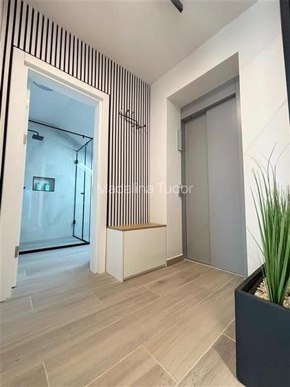 PENTHOUSE EXCLUSIVIST CU VIEW SI ACCES DIN LIFT , TRACTORUL , BRASOV PENTHOUSE EXCLUSIVIST CU VIEW SI ACCES DIN LIFT , TRACTORUL , BRASOV