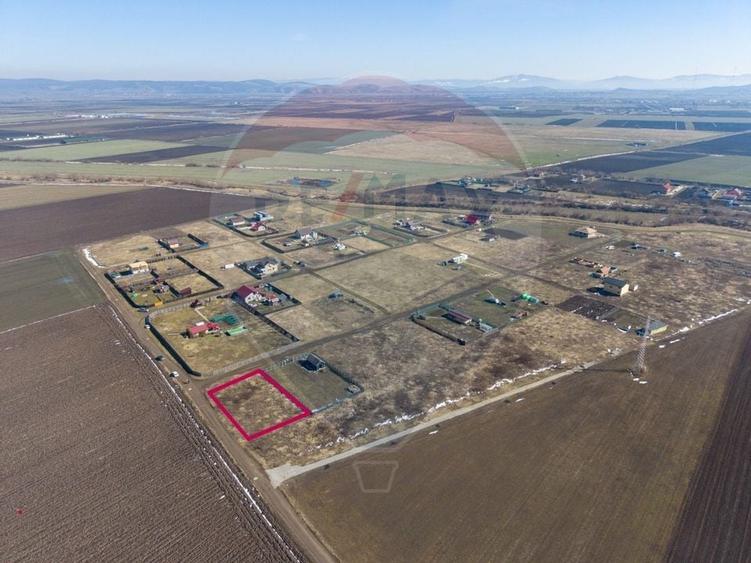 Teren intravilan de vanzare Hălchiu - 8