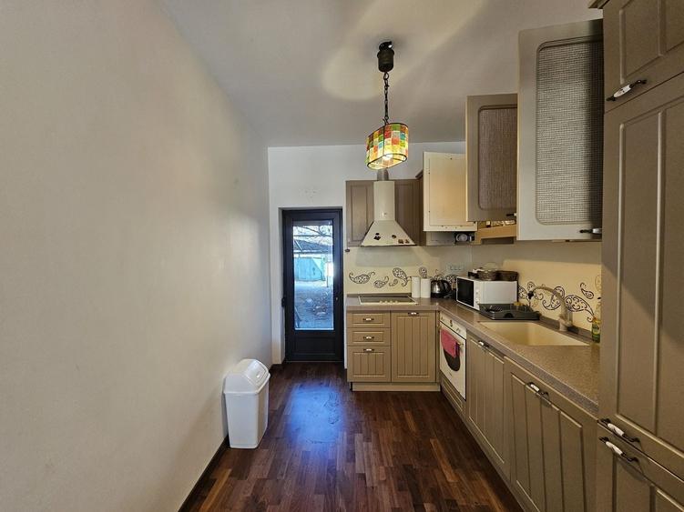 Vilă cu 7 camere în Faleză Nord – acces din 2 străzi/parcare în curte - 7