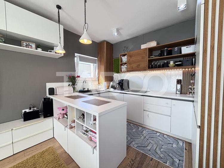 De vanzare apartament cu 3 camere singur pe nivel in bloc tip Vila - 3