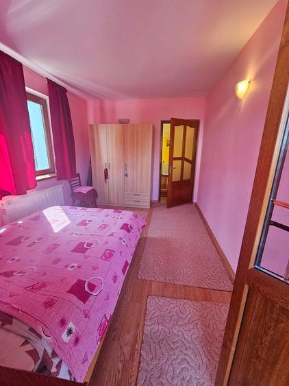 VILĂ ELEGANTĂ CU PRIVELIȘTE DEOSEBITĂ – VALENII DE MUNTE - 51