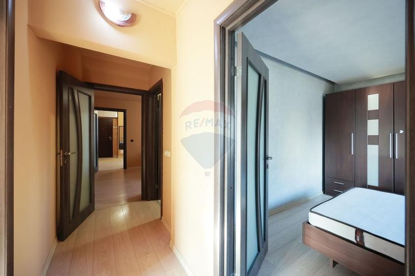 Apartament cu 3 camere de închiriat, în zona Rogerius - 6