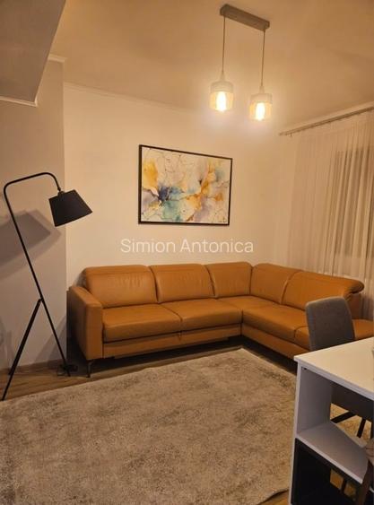 Casa modernă, complet mobilată și utilată, cu panouri solare, direct proprietar