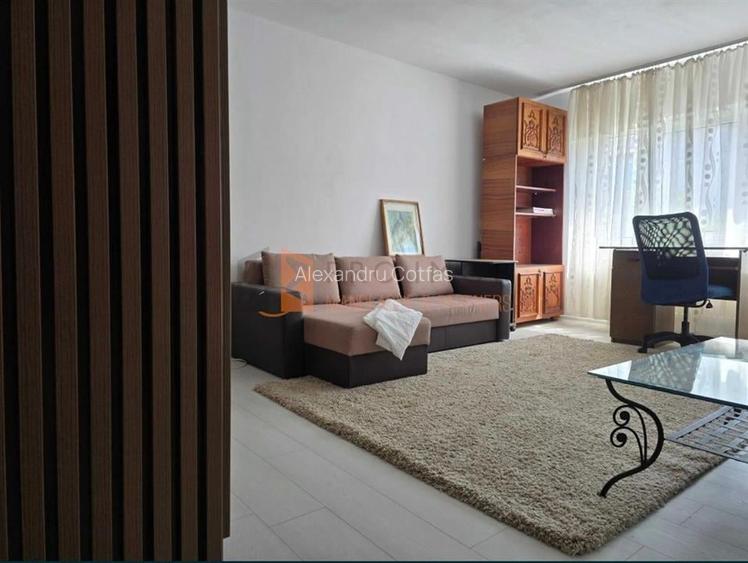Apartament 2 camere cf 1 decomandat zona Brosteni