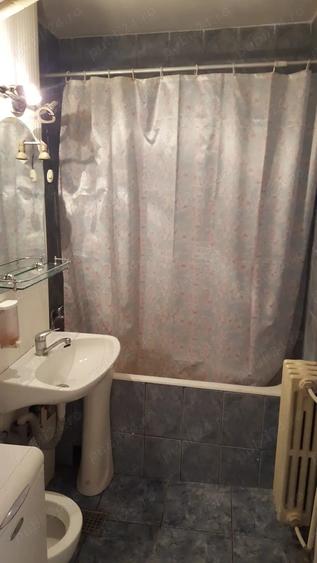 inchiriez apartament 2 camere - 6