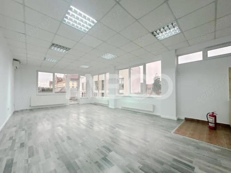 De vanzare Cladire de Birouri finisata in zona Centrala The Office - 1