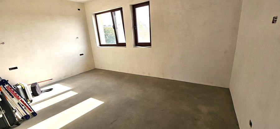 Apartament EXCLUSIVIST situat intr o vila P+2E cu cate un apartament pe etaj - 18