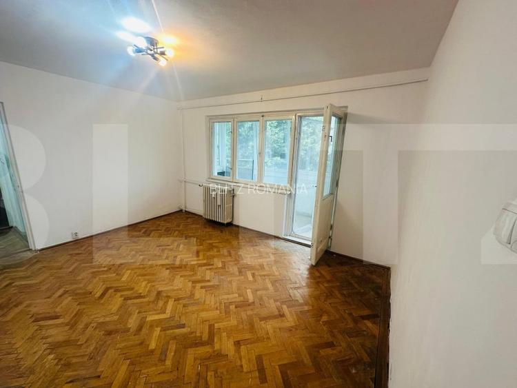 Apartament spatios, in bloc reabilitat, 2 camere, Zona Lebada, Arad Apartament spatios, in bloc reabilitat, 2 camere, Zona Lebada, Arad