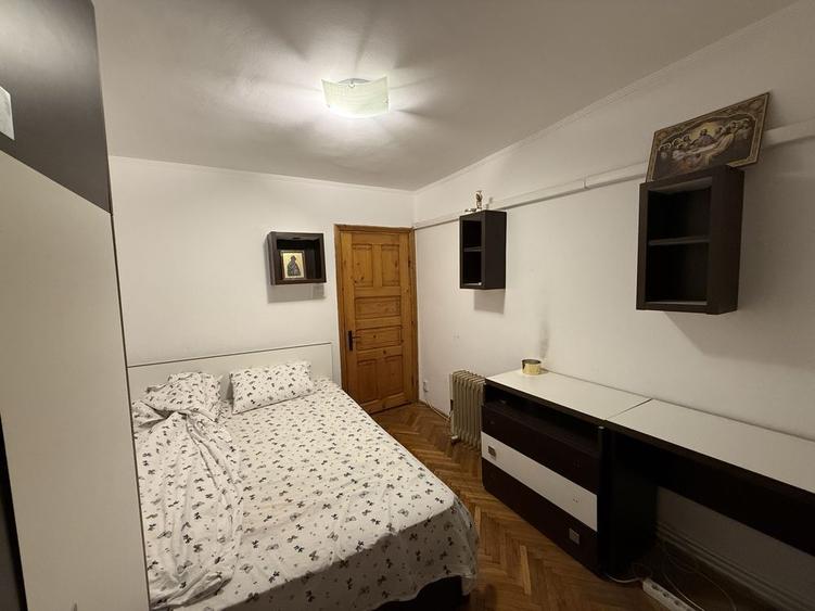 Apartament cu trei camere de vanzare sau chirie si loc de parcare - 8