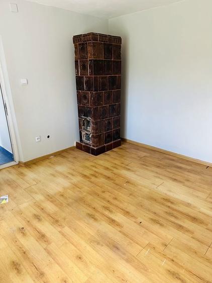 Vand sau schimb cu apartament - 2