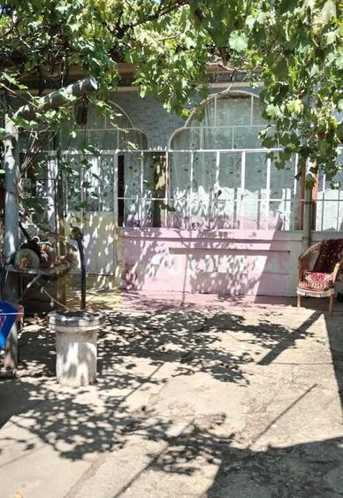 Branesti / IF - casa batraneasca din caramida cu teren de... - 15