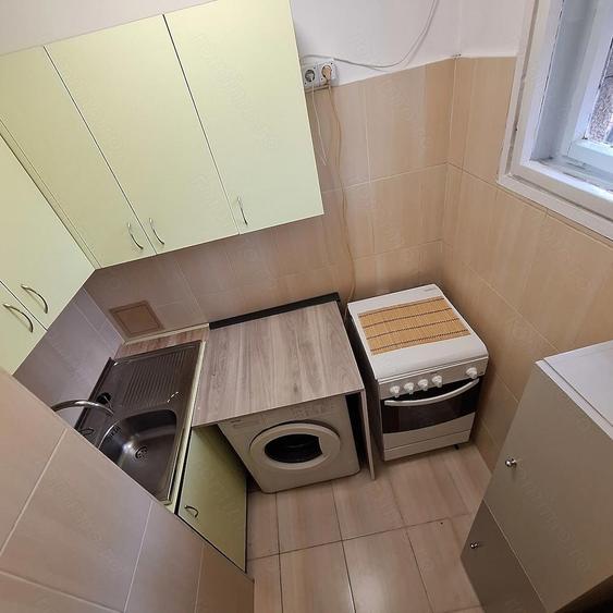 Proprietar inchiriez garsionera cf2 - 1