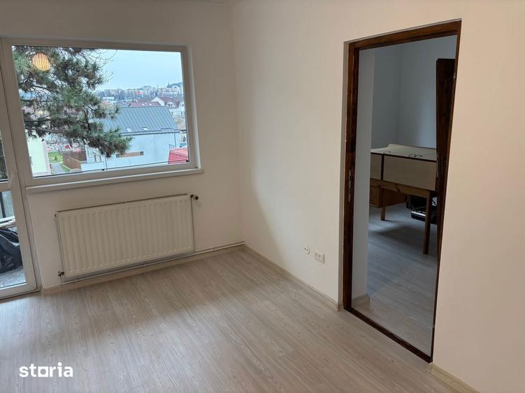 De vanzare ap. cu 3 camere, Cart. Budai, Str. Panselutelor, et. 3/4 - 6