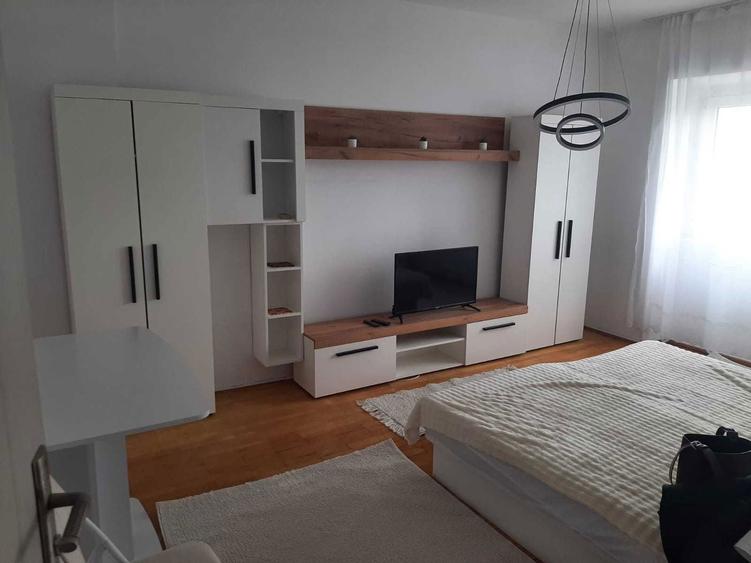 1 camera, Pacurari, Kaufland (doar pt studente) - 8