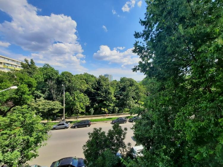 Oferta inchiriere apartament 3 camere Lacul Tei Parcul Circului - 1