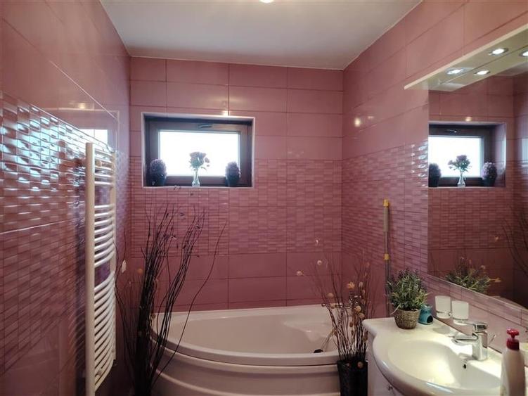 OCAZIE!!! Casa mobilata si utilata de lux situata CENTRAL în Paulesti - 13