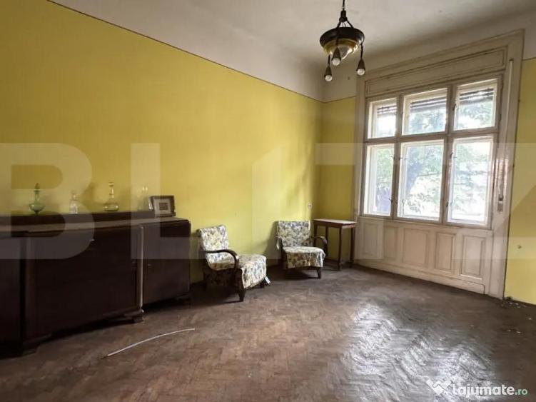 Casa de vanzare, cu 4 camere, demisol 122 mp, zona ultracent - 2