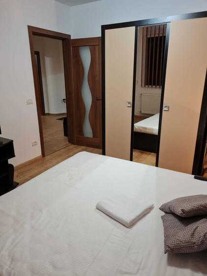 Inchiriez apartament 2 camere foarte spatios in bloc nou-bulevardul Brailei - 2