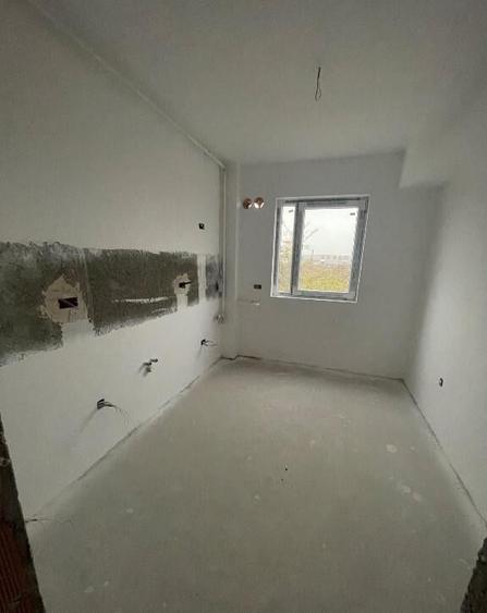 Apartament decomandat, balcon, toate utilita?ile, Sos Alexandriei - 10