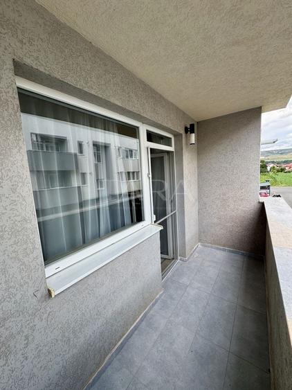 Apartament cu 2 camere decomandat, mobilat în Florești
