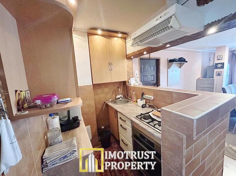 De vanzare apartament 3 camere Aradul Nou - 5