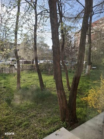 Garsonieră decomandată în Camil Ressu