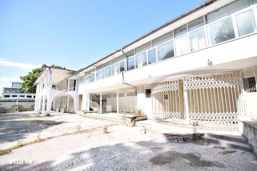 Spațiu comercial, de 4,814 mp, în Central